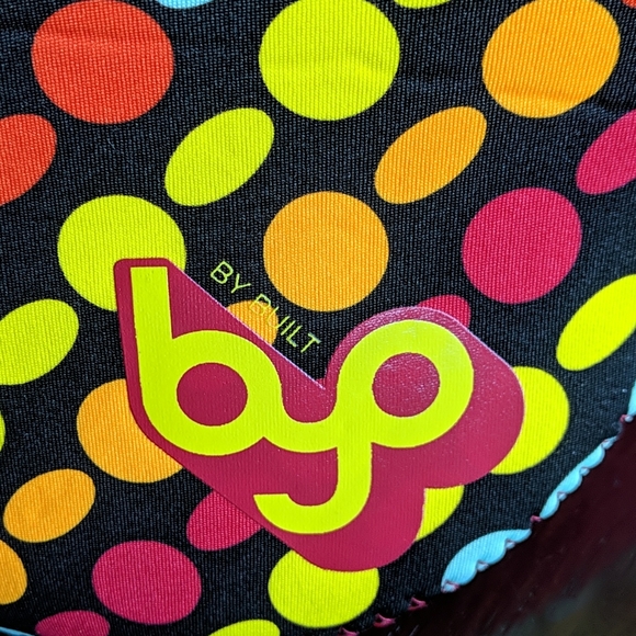 BYO by BUILT Rambler Neoprene Polka Dot  Lunch Bag - Picture 2 of 6